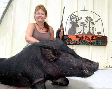 Jamie and her huge Savannah River boar
