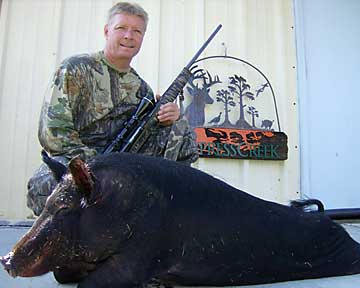 Del and his big Boggy Creek sow